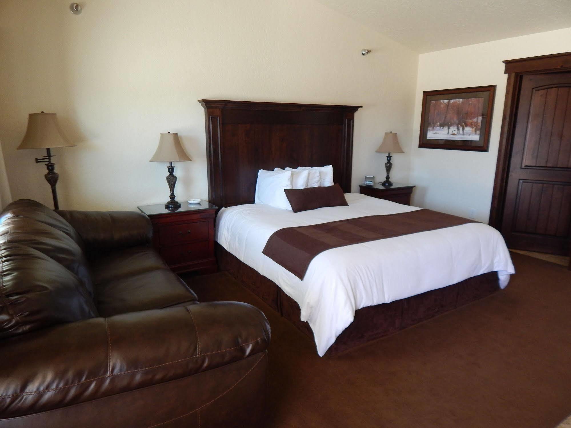 Winterton Suites Williston Eksteriør billede